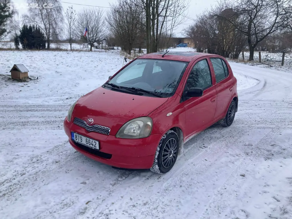 Toyota Yaris 1.4 D-4D, r. v. 2002